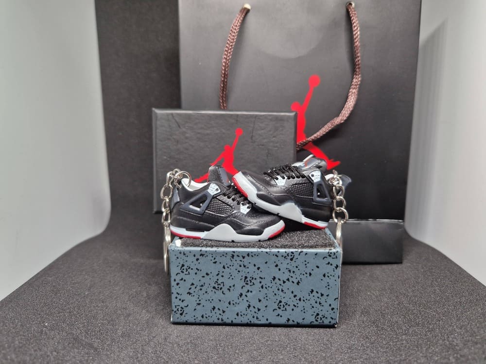 Porte-clé Jordan 4 Noir
