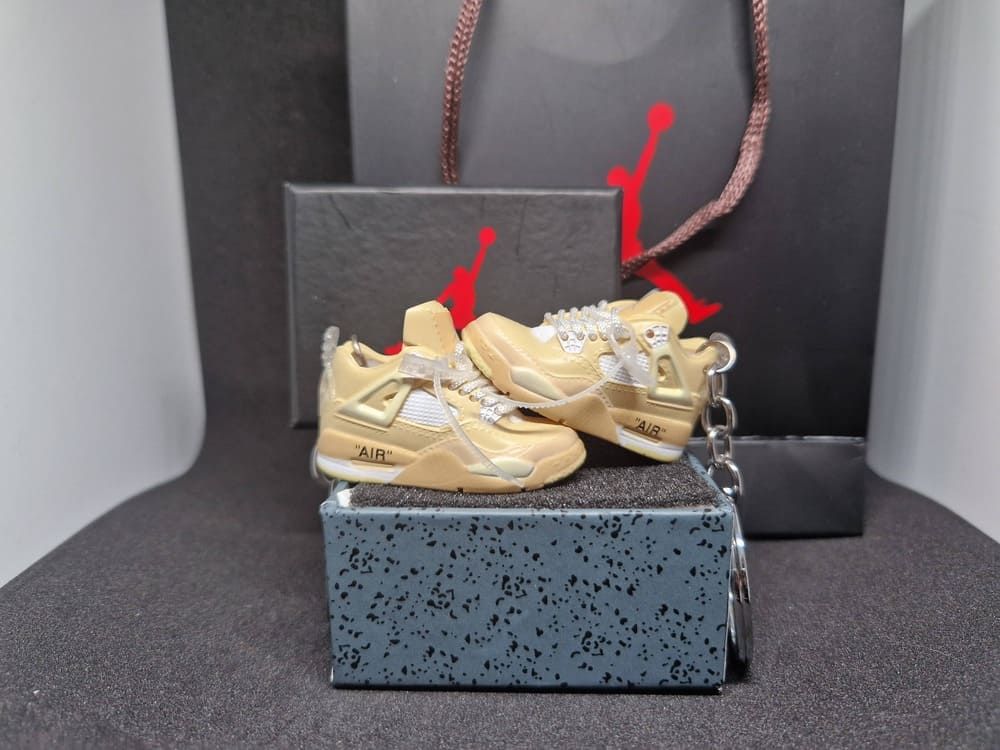 Porte-clé Jordan 4 Off White Beige