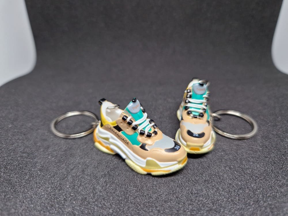 Porte-clé Balenciaga Triple S Beige