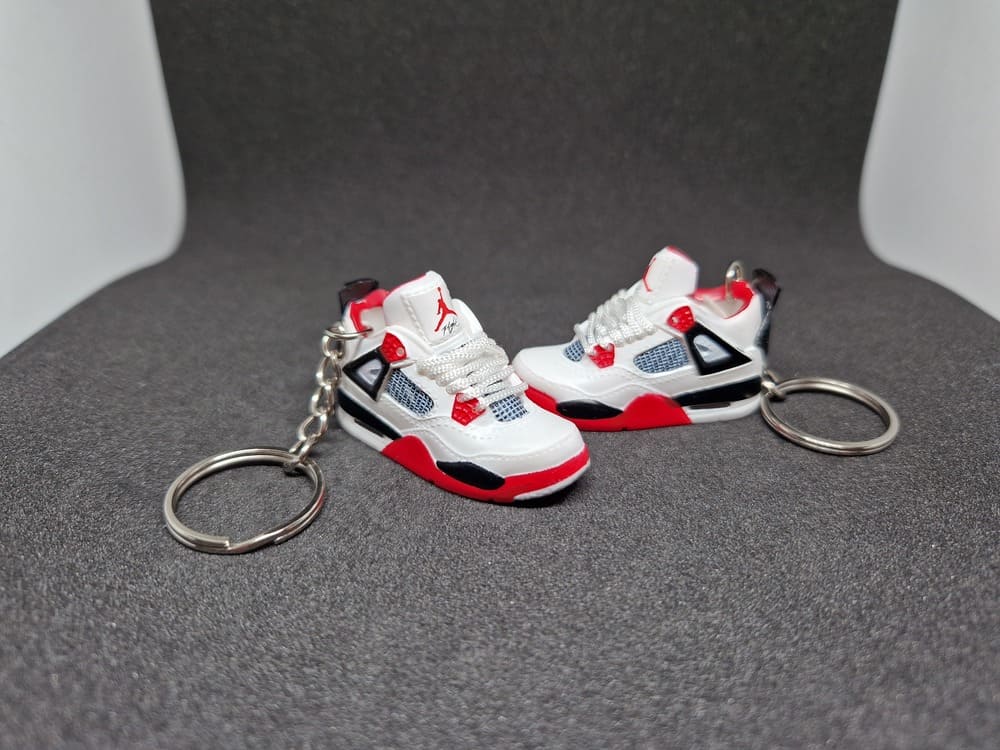 Porte-clé Jordan 4 Blanche/Noir