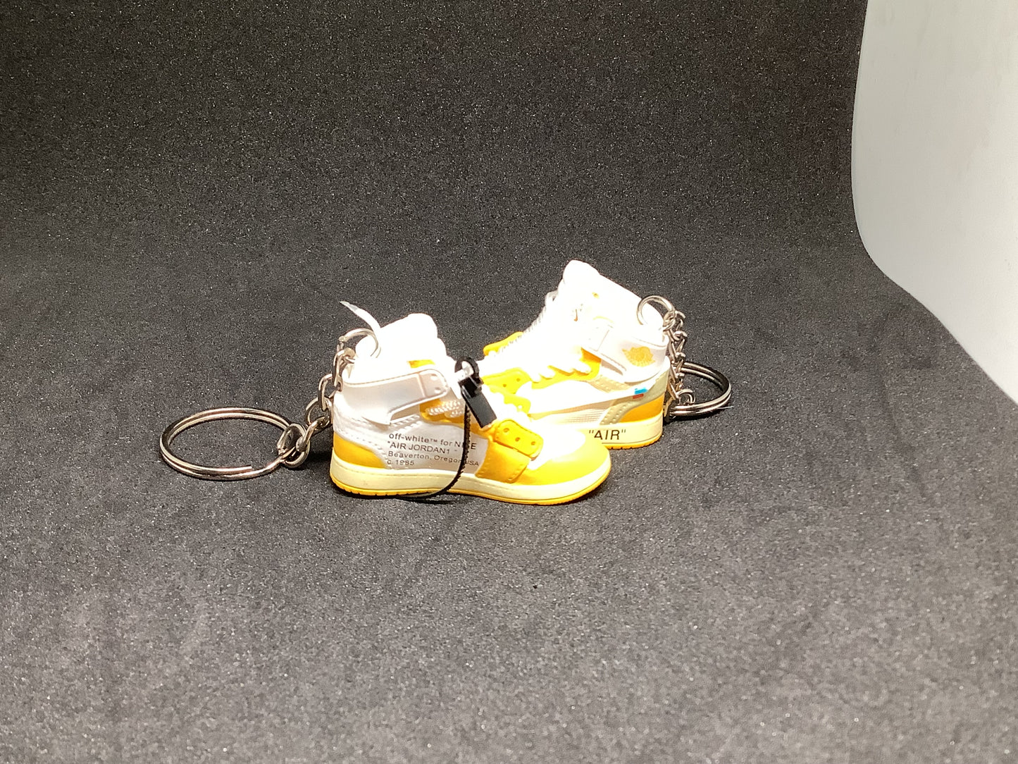 Porte-clé Jordan Off White Jaune