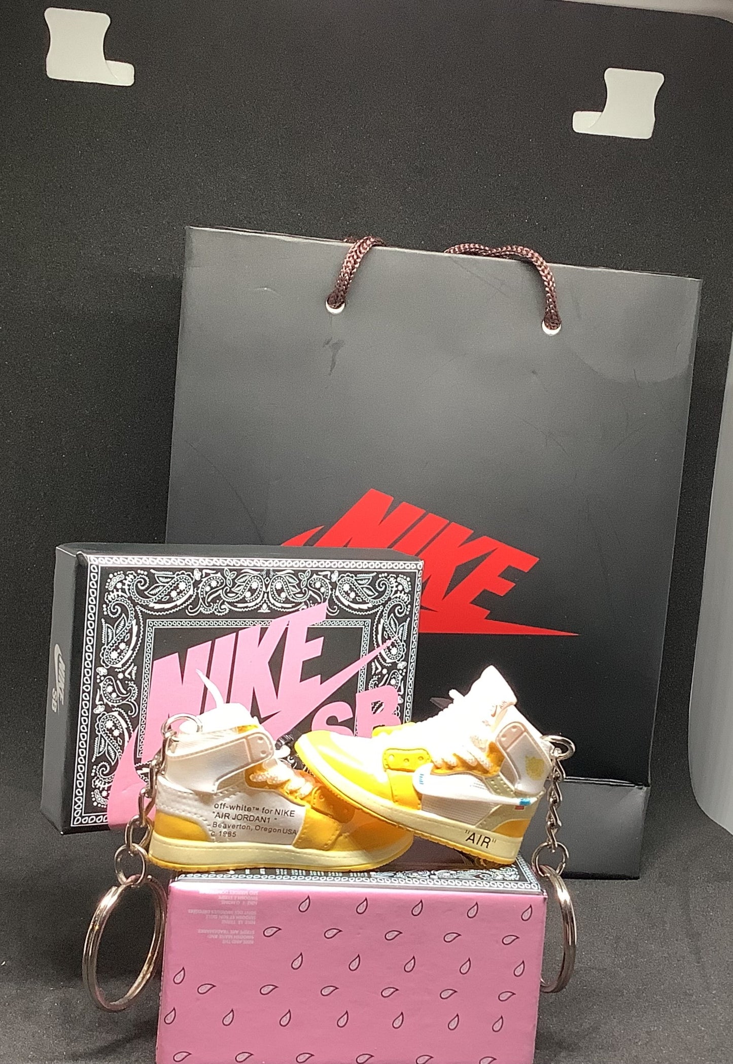 Porte-clé Jordan Off White Jaune