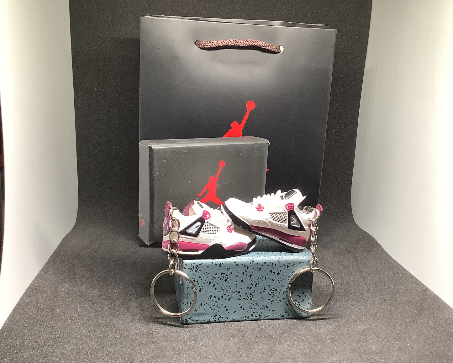 Porte-clé Jordan 4 PSG