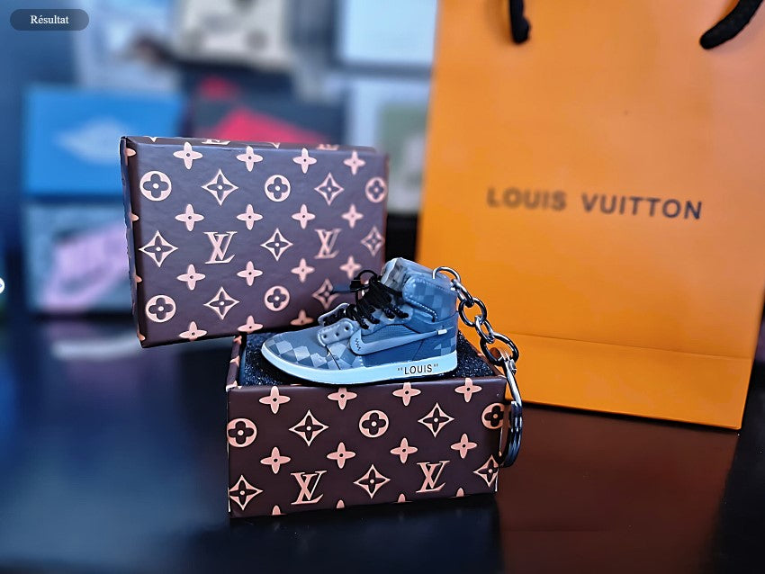 Porte-clé Jordan Louis Vuitton Grise
